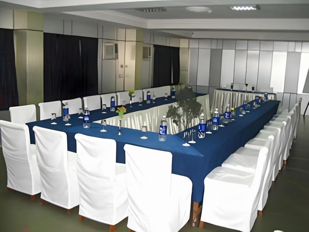 Deluxe Room with Breakfast