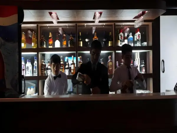 Hotel Appolo 7
